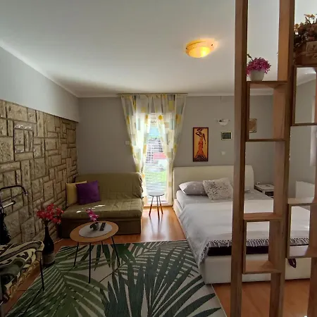 Privatni Smestaj Tesevic * Ζλάτιμπορ